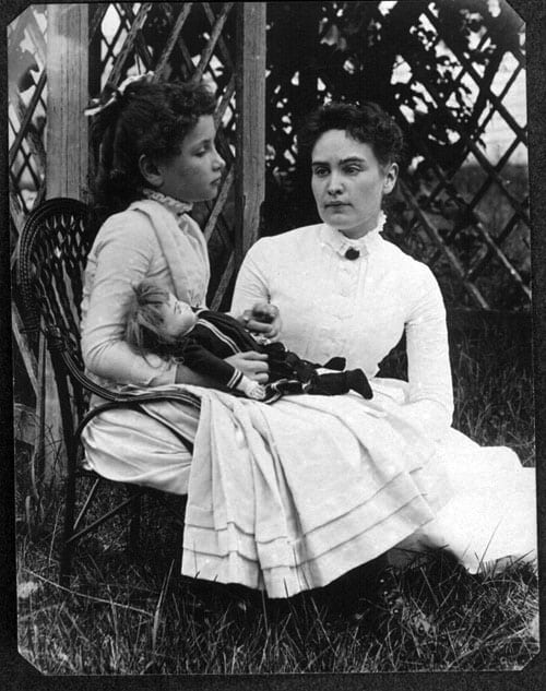 The biography of Helen Keller - A picture of Helen and Annie