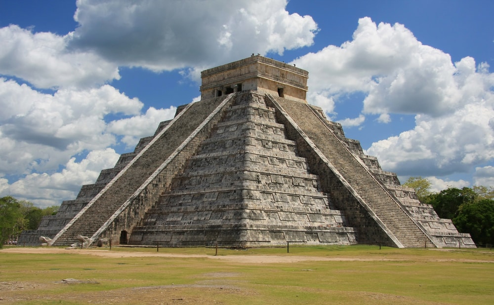 The seven wonders of the world - A picture of Chichen Itza