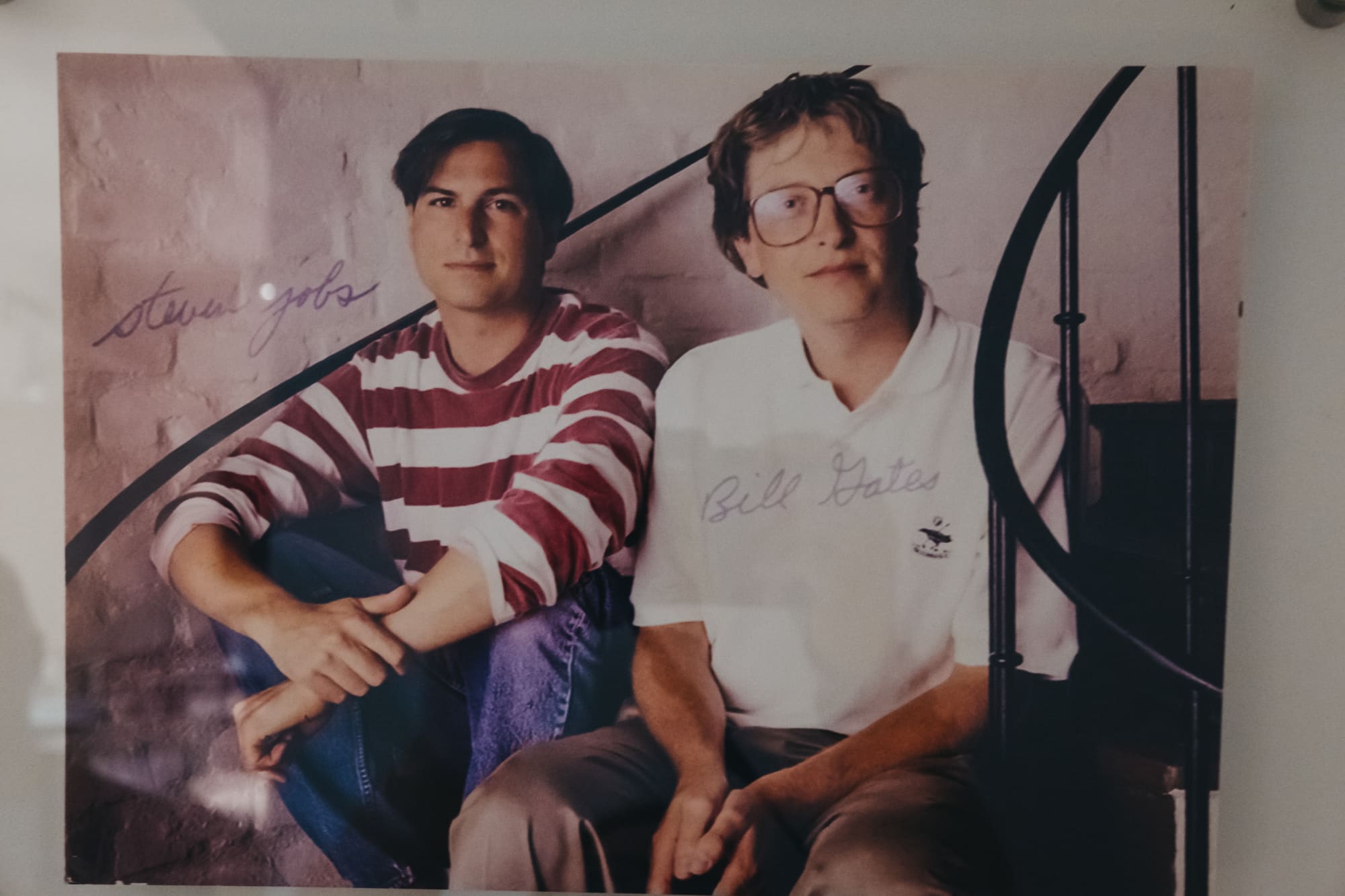 Why was Bill Gates successful? - A picture of Bill Gates and Steve Jobs
