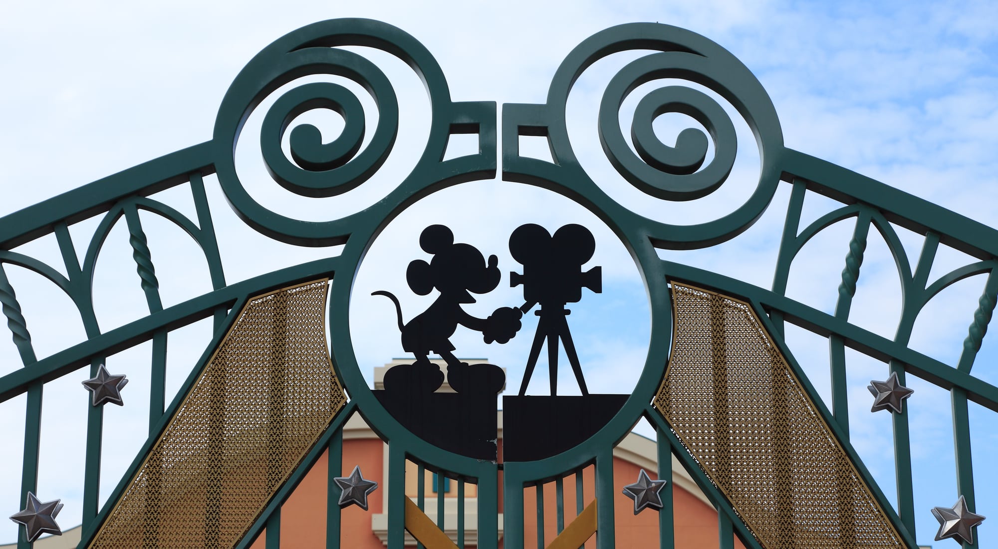 Biography of Walt Disney - Walt Disney Studios, Paris